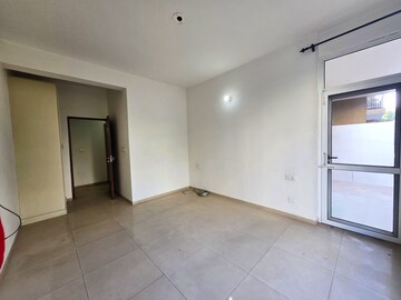 Room in 3 BHK Apartment at Sushma Crescent, Dhakoli Village – for Sale