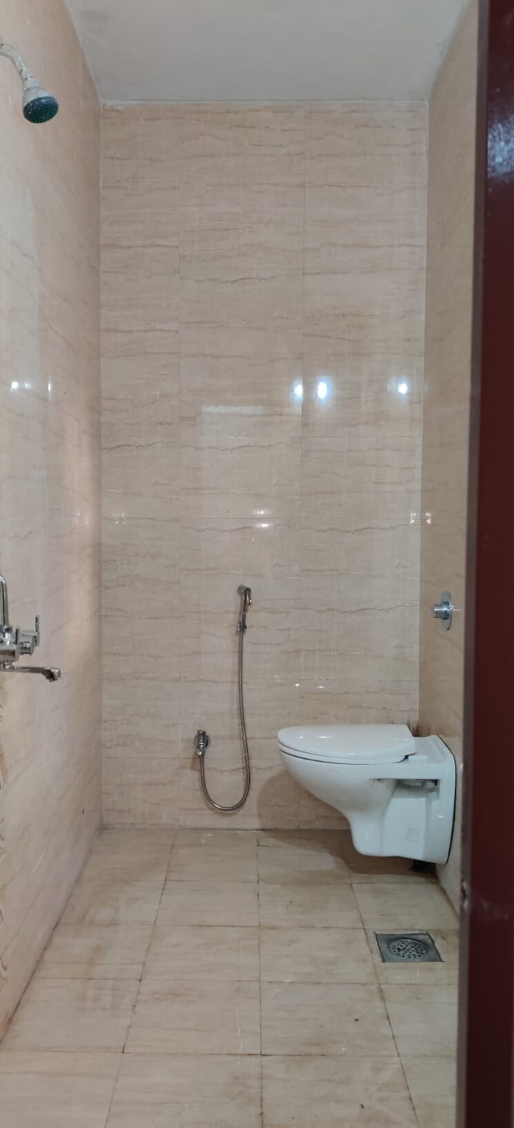 Bathroom, astha-baner 2 Bedroom 950 Sq.Ft. Apartment In Baner Pune 7999527