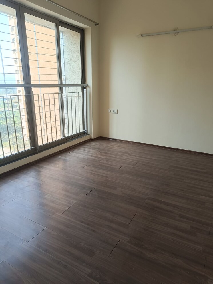 Room, lodha-splendora 2.5 Bedroom 850 Sq.Ft. Apartment In Ghodbunder Road Thane 7999558