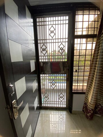 2 BHK Builder Floor – Exterior View View at Gyan Khand - for Rent