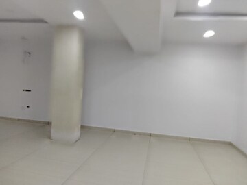 Floor Plan in  Showroom at Sector 16 – for Rent