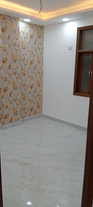 2 BHK Builder Floor For Rent in Govindpuri