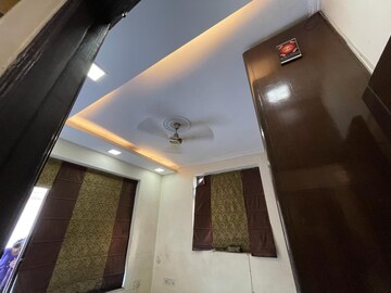 Master Bedroom in 3 BHK Builder Floor at Sector 32 – for Sale