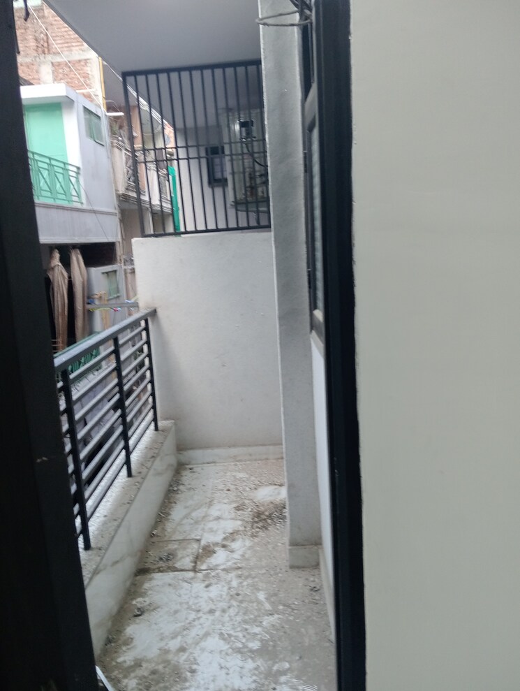 Balcony, govindpuri 3 Bedroom 900 Sq.Ft. Builder Floor In Govindpuri Delhi 7999676
