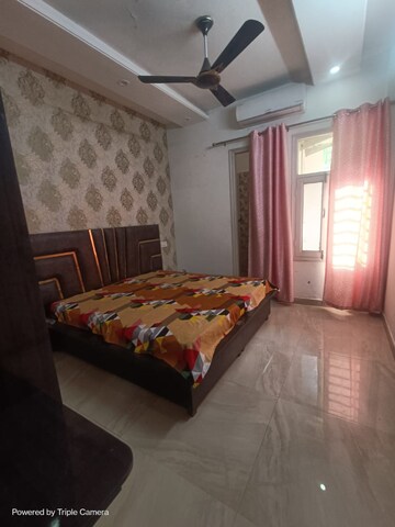 Bedroom in 3 BHK Apartment at Dhakoli Village – for Rent