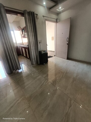 Room in 3 BHK Apartment at Dhakoli Village – for Rent