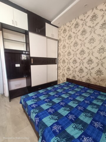 Room in 3 BHK Apartment at Dhakoli Village – for Rent