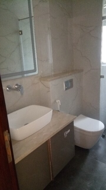 Bathroom in 3 BHK Builder Floor at Sector 70 – for Sale