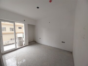 Room in 3 BHK Apartment at Mahagun Mywoods II, Sector 16c Greater Noida – for Rent