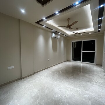 3 BHK Builder Floor For Rent in Shivalik Colony