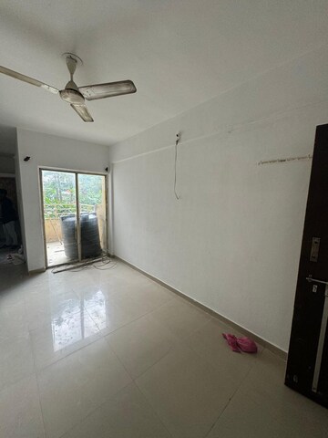 Room in 2 BHK Apartment at DSK Raanwara, Bavdhan – for Rent