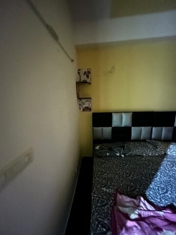 Room in 2 BHK Apartment at Raj Nagar Extension – for Rent