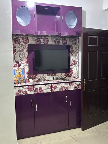 Furnished Amenities in 2 BHK Apartment at Raj Nagar Extension – for Rent