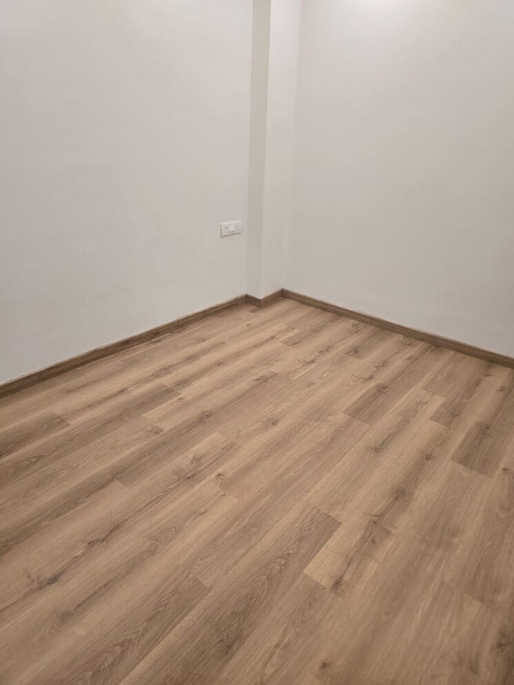 Room, safdarjung enclave 3 Bedroom 150 Sq.Yd. Builder Floor In Safdarjung Enclave Delhi 7999955