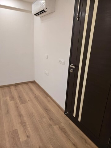 Balcony in 3 BHK Builder Floor at Safdarjang Enclave – for Sale