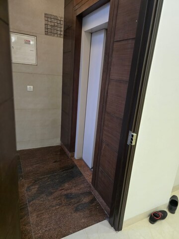 Building Lobby in 3 BHK Builder Floor at Safdarjang Enclave – for Sale