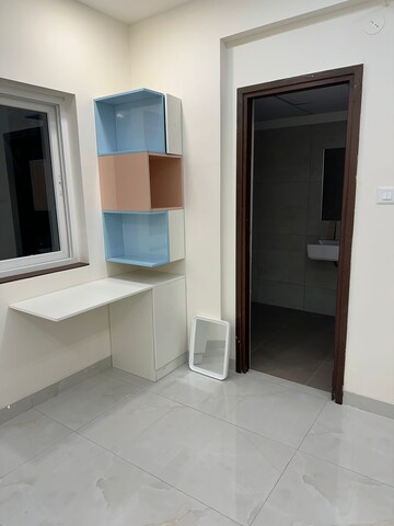 Room in 3 BHK Apartment at Poulomi Avante, Kokapet – for Rent