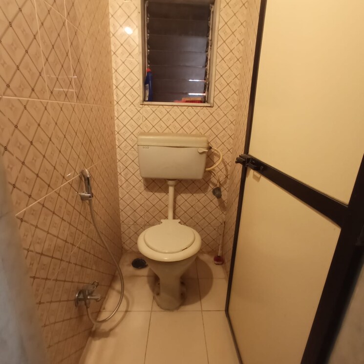 Bathroom, god-gifts-building 1 Bedroom 350 Sq.Ft. Apartment In Western Railway Workshop Mumbai 8000109