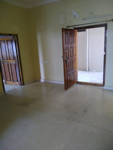 Master Bedroom in 2 BHK Apartment at Begumpet – for Rent