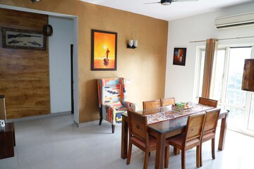Bedroom in 3.5 BHK Apartment at Omaxe Grand, Sector 93b – for Rent