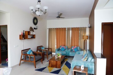 3.5 BHK Apartment For Rent in Omaxe Grand, Sector 93b