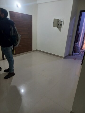 Master Bedroom in 3 BHK Builder Floor at Amolik Sankalp, Sector 85 – for Rent