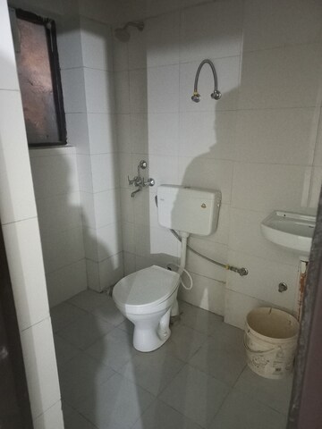 Bathroom in 3 BHK Builder Floor at Amolik Sankalp, Sector 85 – for Rent