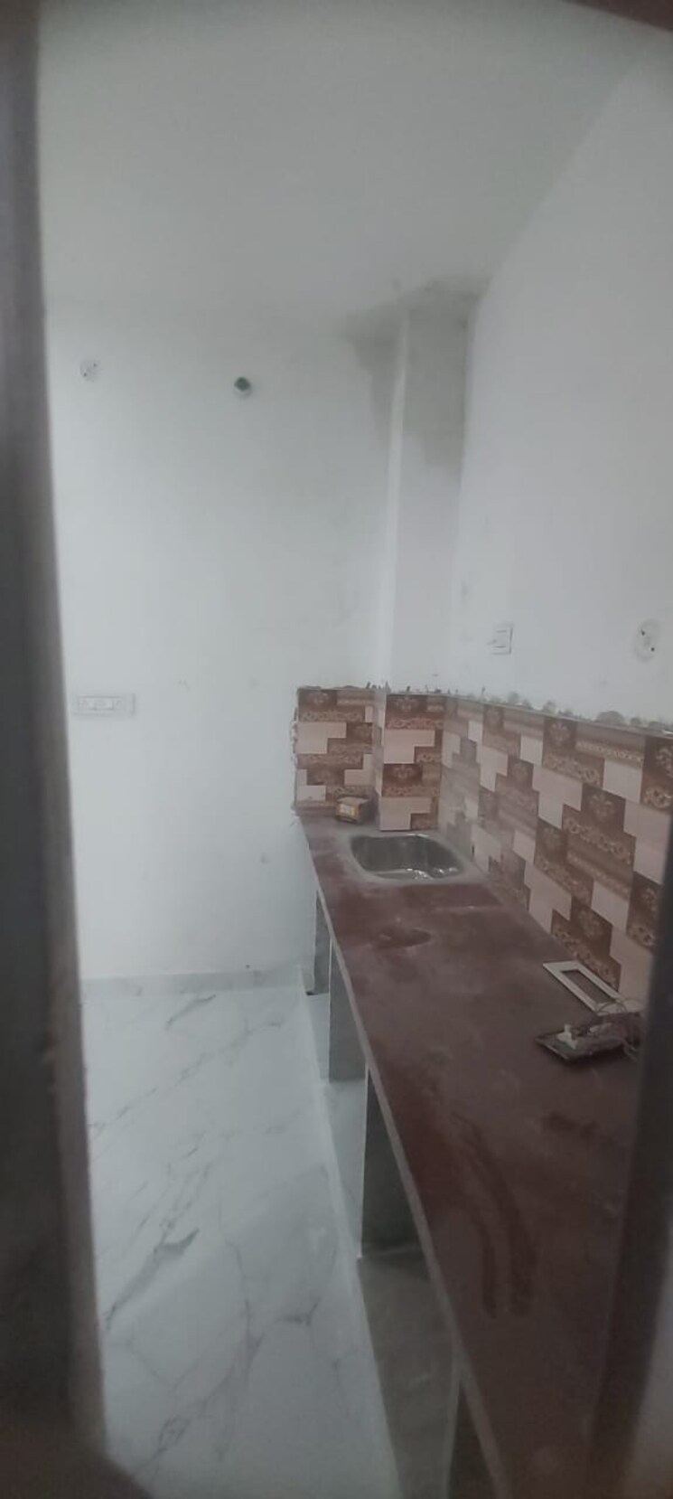 Kitchen, upavp-vrindavan-yojana 6 Bedroom 1600 Sq.Ft. Independent House In Vrindavan Yojna Lucknow 8000225