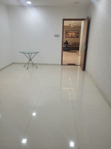 2 BHK Apartment For Sale in Pawar Riseonic, Mundhwa