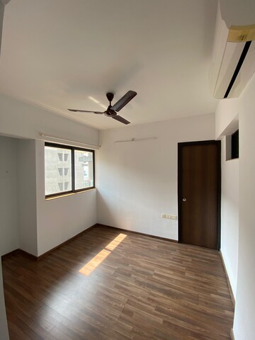 Master Bedroom in 1.5 BHK Apartment at Lodha Lakeshore Greens, Dombivli East – for Rent