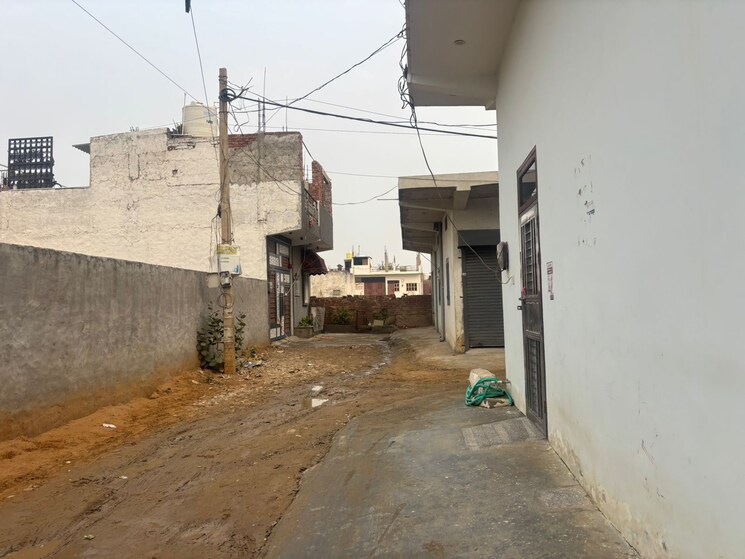 Exterior View, vatika-kunj  60 Sq.Yd. Plot In Bhondsi Gurgaon 8000254