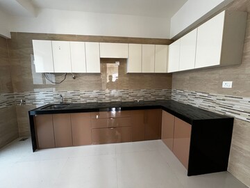 Master Bedroom in 3 BHK Apartment at Rajesh Raj Infinia, Malad West – for Rent