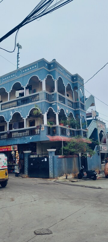 Master Bedroom in 6+ BHK Independent House at Borabanda – for Sale