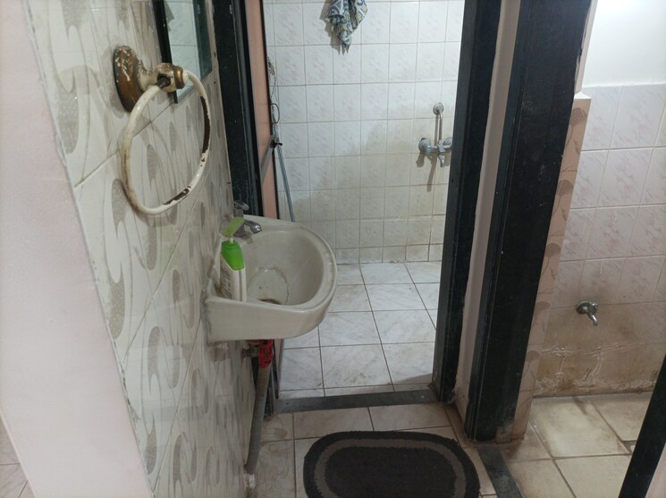 Bathroom, brahmand-chs 1 Bedroom 430 Sq.Ft. Apartment In Brahmand Thane 8000299
