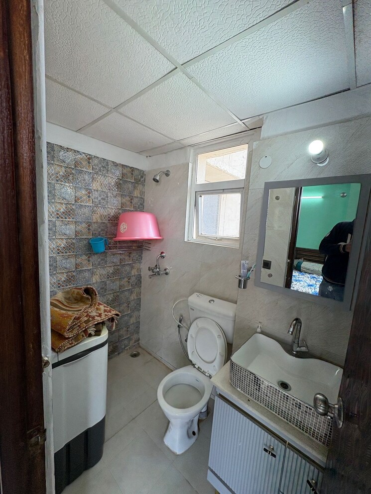 Master Bedroom, sector 37d 2 Bedroom 900 Sq.Ft. Apartment In Sector 37d Gurgaon 8000435