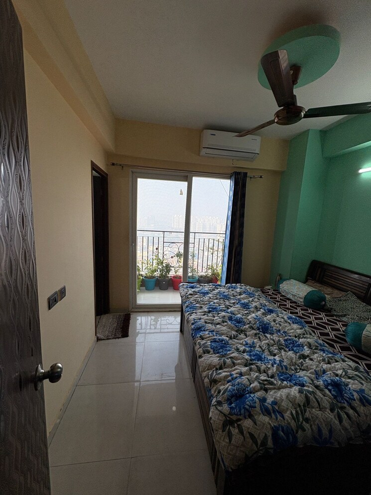 Bedroom, sector 37d 2 Bedroom 900 Sq.Ft. Apartment In Sector 37d Gurgaon 8000435