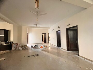 Living Room in 3 BHK Builder Floor at SS Mayfield Gardens, Sector 51 – for Rent