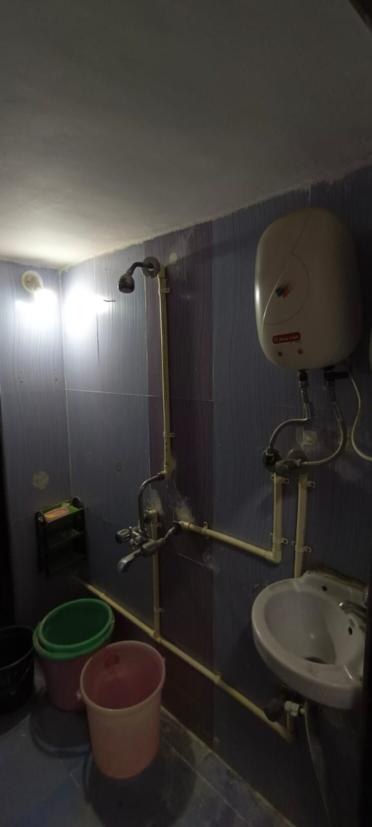 Bathroom, abhyudaya-building 1 Bedroom 460 Sq.Ft. Apartment In Kopri Thane 8000495