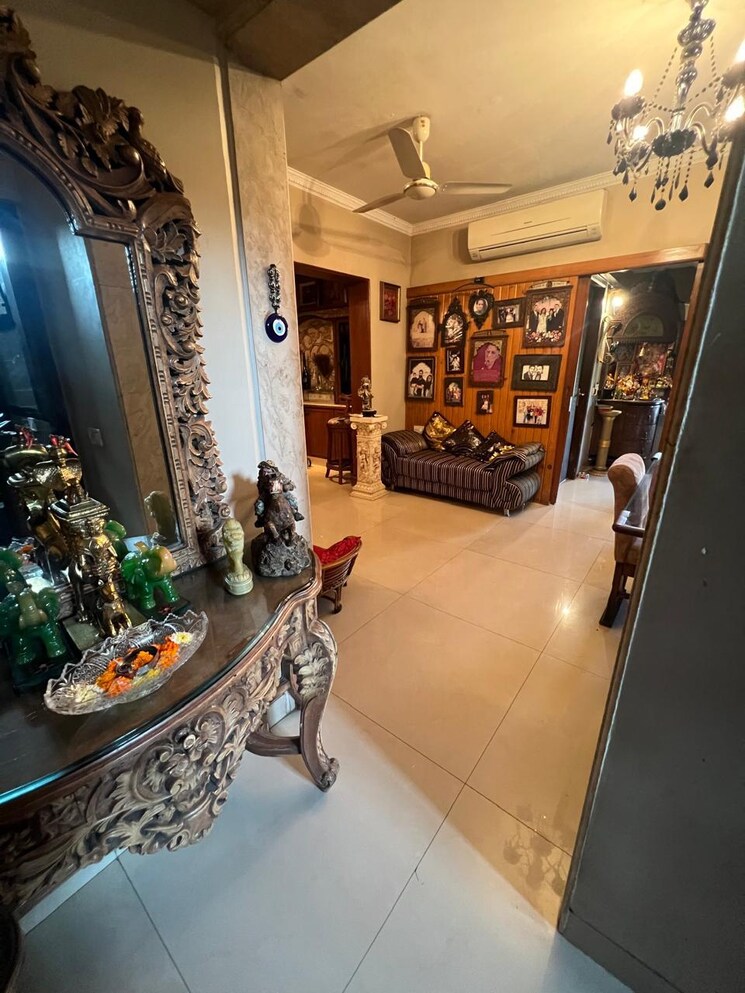 Living Room, nahars-everest 4 Bedroom 2400 Sq.Ft. Apartment In Versova Mumbai 8000513