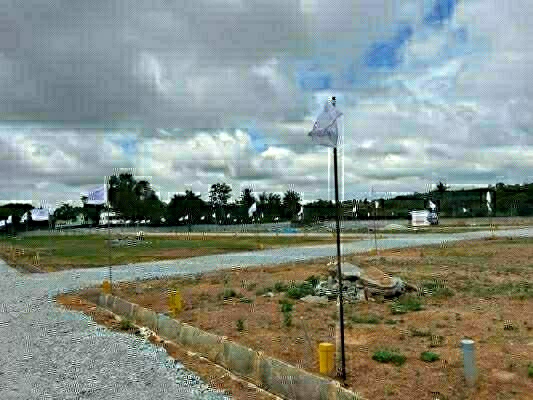 Plot For Sale in Apoorva Says 6