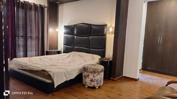 Bedroom in 3 BHK Builder Floor at Unitech South City II, Sector 50 – for Rent