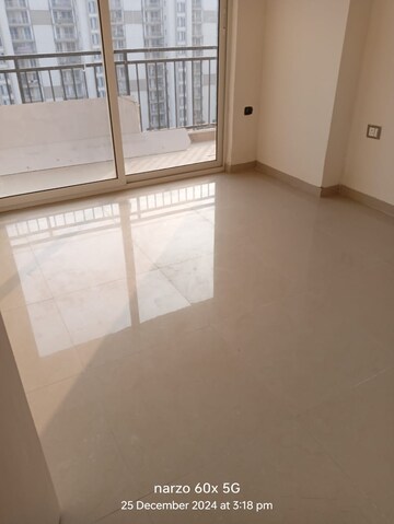 3 BHK Apartment For Rent in ROF Aalayas Phase 2, Sector 102