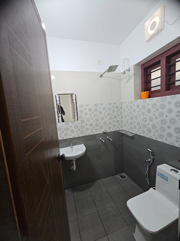 Attached Bathroom in 3 BHK Apartment at Pipinmoodu – for Sale