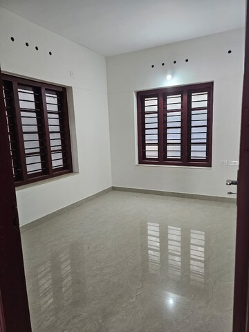 Room in 3 BHK Apartment at Pipinmoodu – for Sale