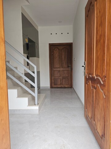 Room in 3 BHK Apartment at Pipinmoodu – for Sale