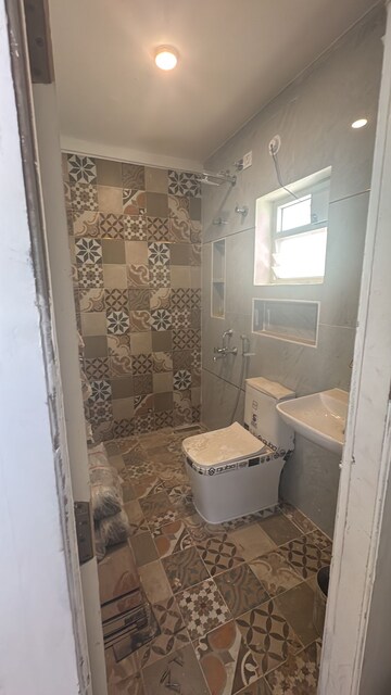 Bathroom in 1 BHK Villa at Hosa Road – for Rent