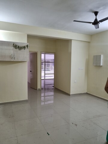 2 BHK Apartment For Rent in Pyramid Elite, Sector 86