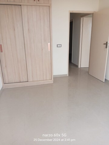 Room in 3 BHK Apartment at ROF Aalayas Phase 2, Sector 102 – for Rent