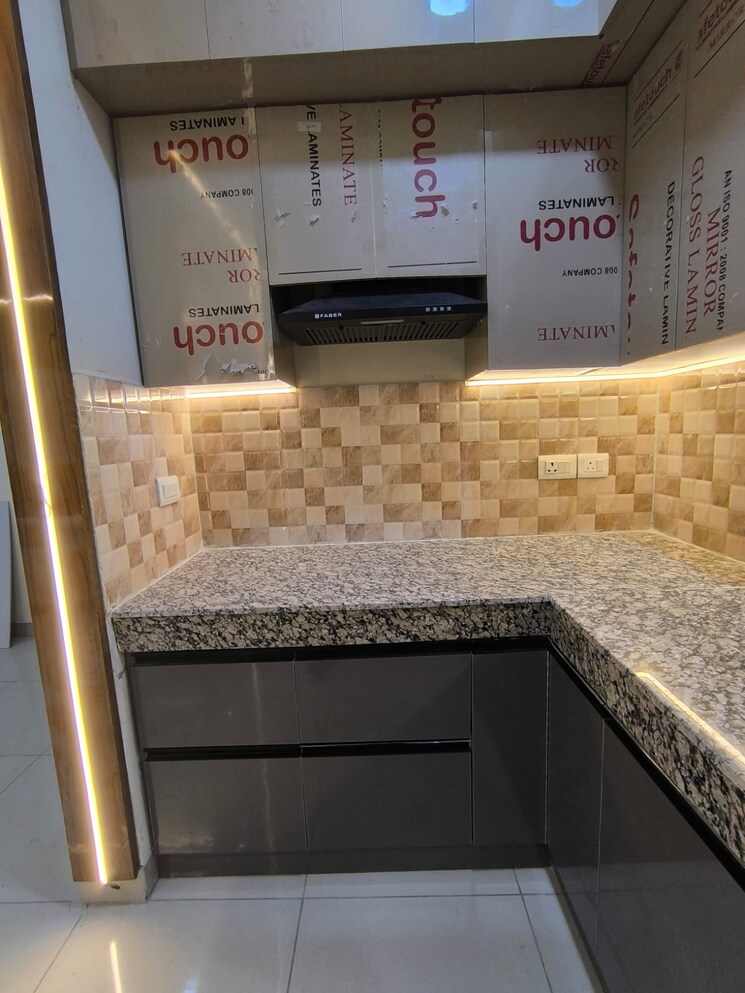 Kitchen, sector 16b greater noida 2 Bedroom 890 Sq.Ft. Apartment In Sector 16b Greater Noida Greater Noida 8000789