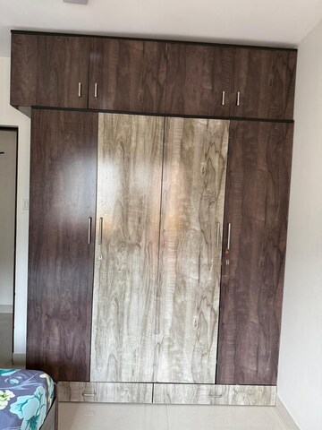 Furnished Amenities in 2 BHK Apartment at Veena Serenity, Chembur – for Sale